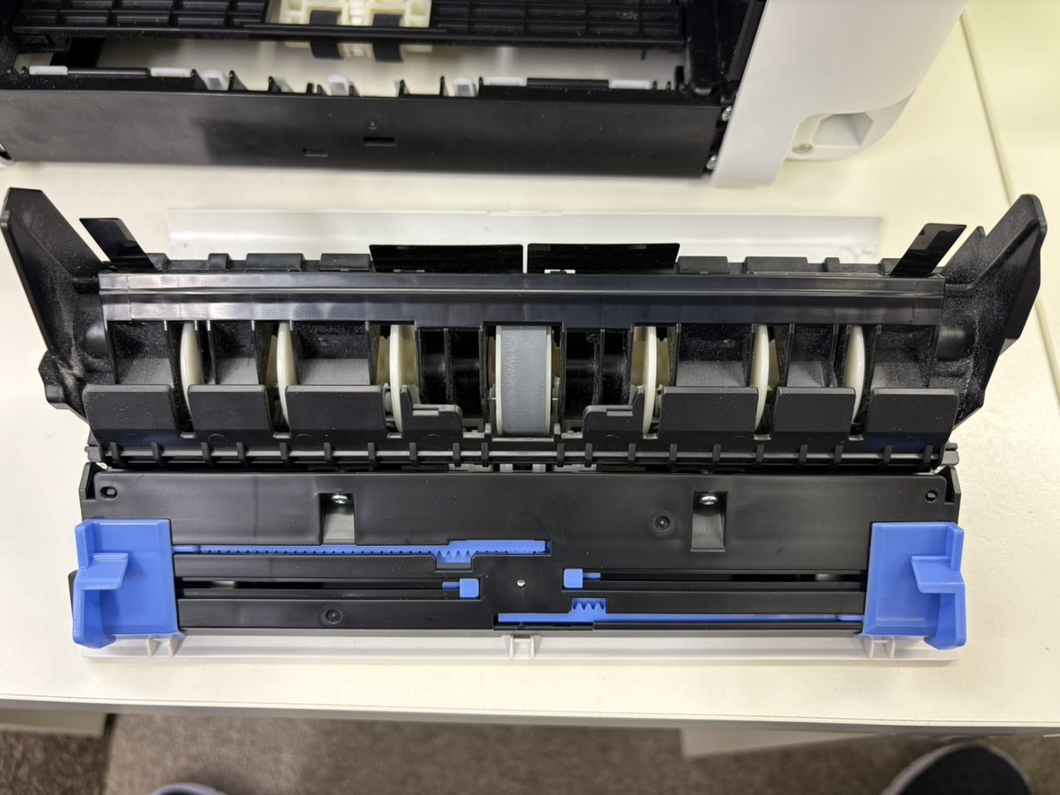 EPSONプリンター背面ユニットの給紙ローラー